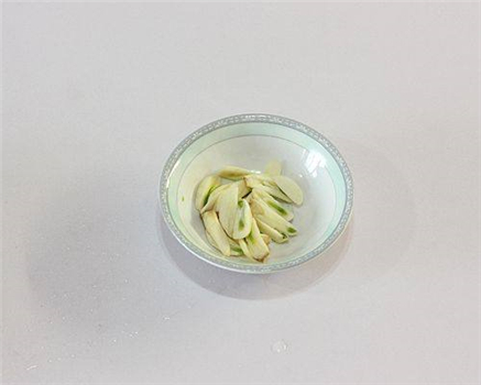 川菜經典菜宮保雞丁的做法步驟
